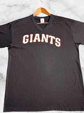Vintage San Francisco Giants Majestic T Shirt XL Made USA MLB Baseball V Neck